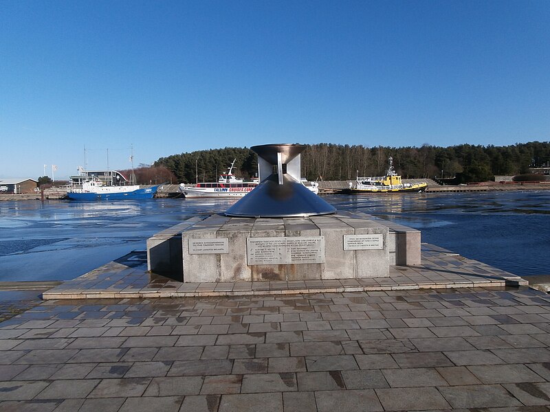 File:Olympic Cauldron in front of Juku Monica and Elina Pirita River Tallinn 18 February 2015.JPG