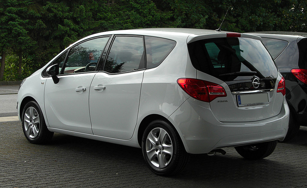 File:Opel Meriva 1.4 ecoFLEX Design Edition (B) – Heckansicht, 17. Mai 2011,  Velbert.jpg - Wikimedia Commons