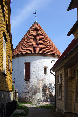 Pärnu - Punane torn (Red tower).JPG