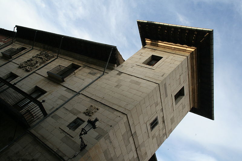 File:Palacio de los Torres.jpg