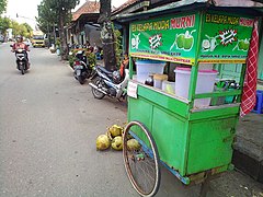 Pedagang Es Degan Di Jl.Sarbini Wonoyoso Kebumen Jateng Indonesia.jpg