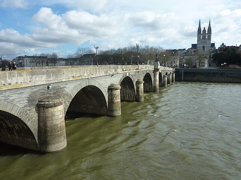 File:Pont de Verdun (1).jpg