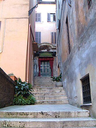 The entrance of the church at the top of Via di San Simone Ponte - SS. Simone e Giuda.JPG