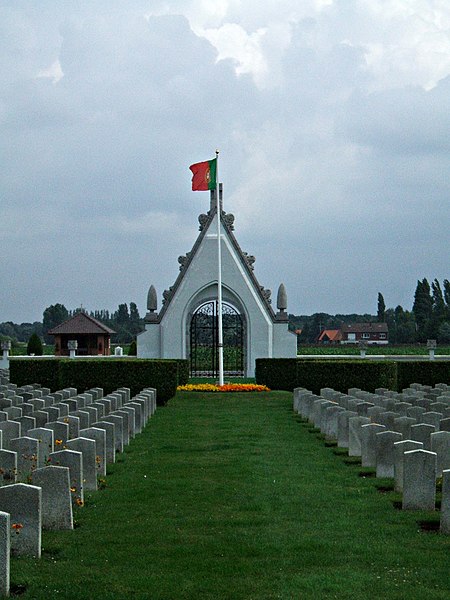 File:Portuguese WWI Memorial (1324672862).jpg
