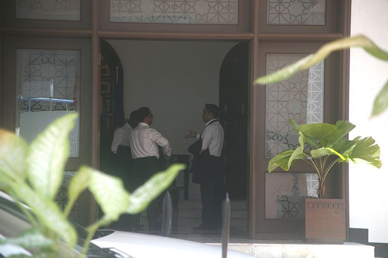 File:Protest at the Majlis-55.jpg