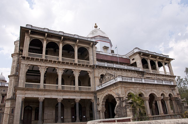 File:Pudukottai palace.jpeg