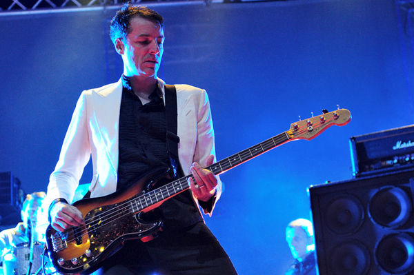 Bassist Steve Mackey performing with Pulp at On the Bright Side in Perth in 2011.