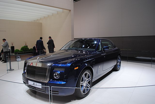 Johnny English's Rolls Royce.