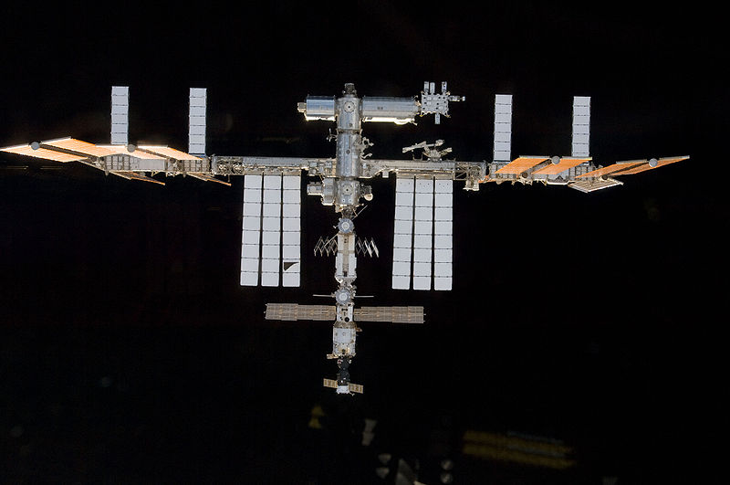 File:STS-129 Atlantis approaches below the ISS.jpg