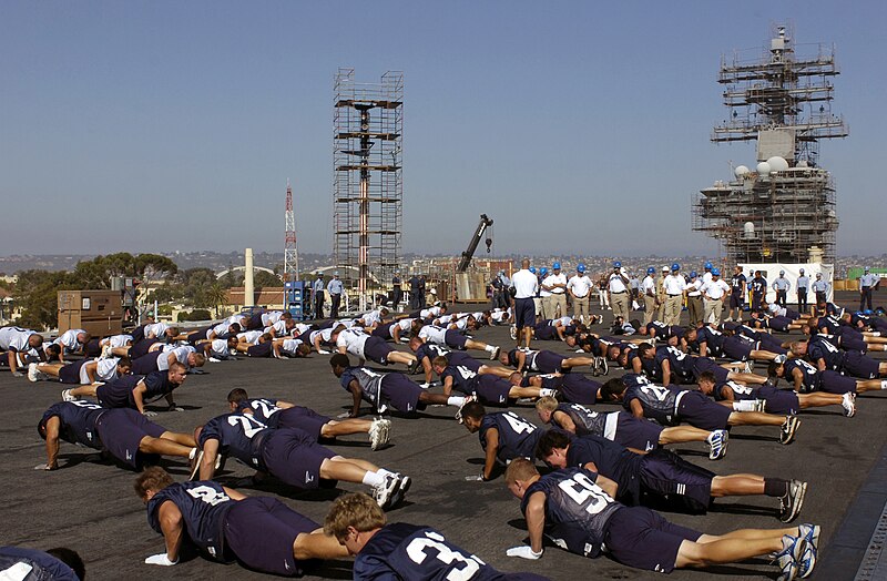 File:San Diego Toreros on USS Ronald Reagan DVIDS55706.jpg