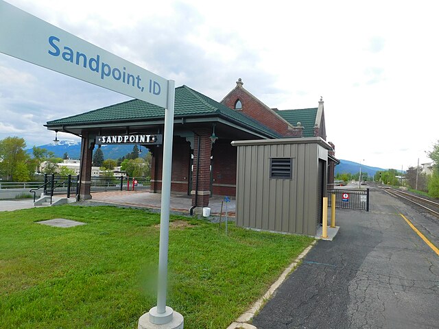 Image: Sandpoint station