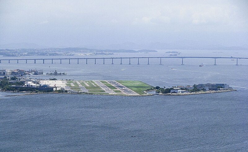 File:Santos Dumont Airport.jpg