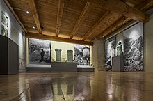 Vista della sala Archeologia e Culti in Ambiente Alpino del Museo Civico di Usseglio.