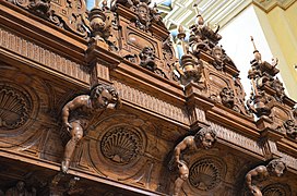 Silleria del coro, Catedral de Lima, Peru-03.jpg