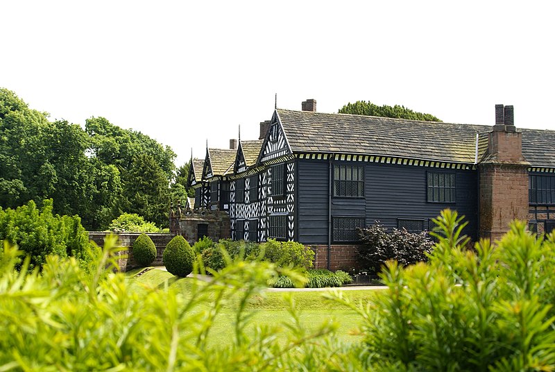 File:Speke Hall - panoramio.jpg