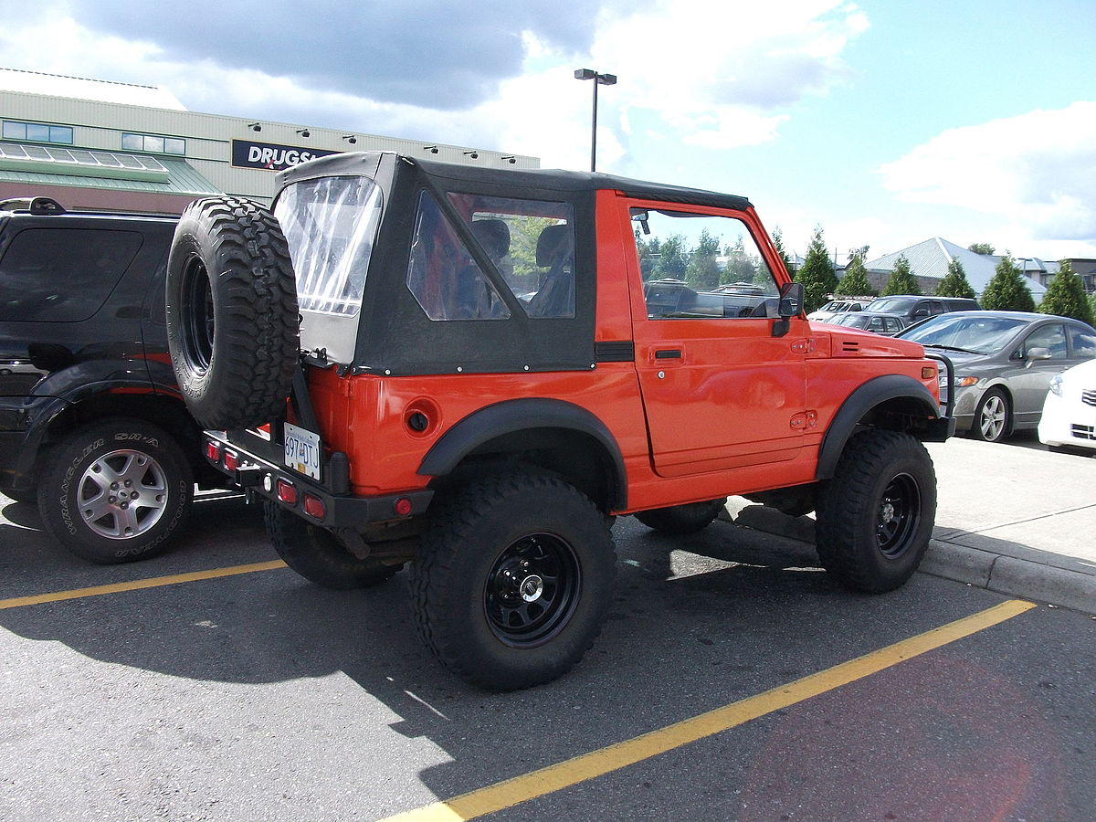 File:Suzuki Samurai (52550276452).jpg - Wikimedia Commons