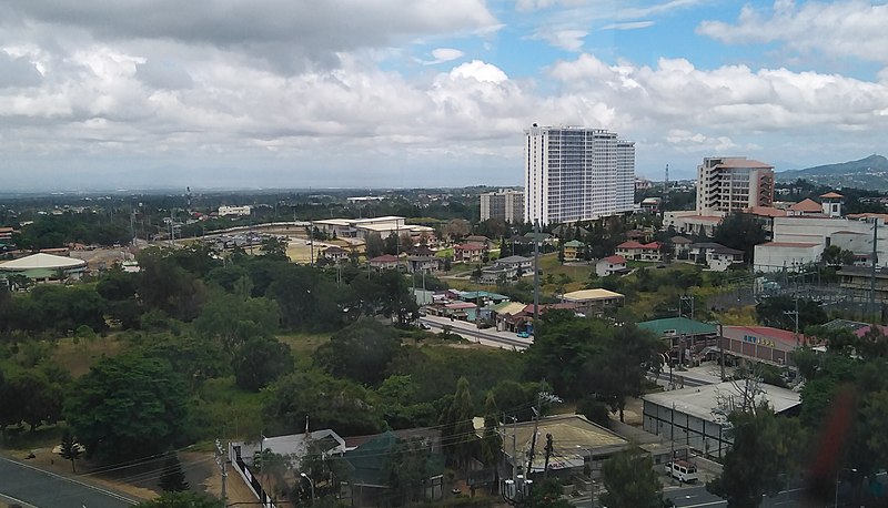 File:Tagaytay skyline 2019.jpg