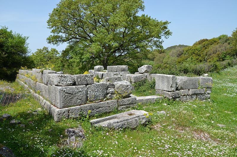 File:Temple of Athena, Arkadia, Phigaleia, Greece (13957667340).jpg