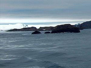 View from the Aitcho Islands to the Teteven Glacier