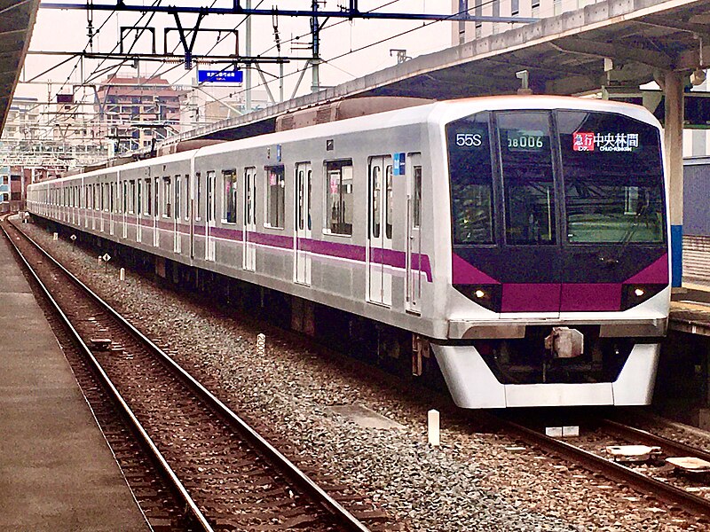 File:Tokyo Metro Series 08 08-106F in Hikifune Station 02.jpg