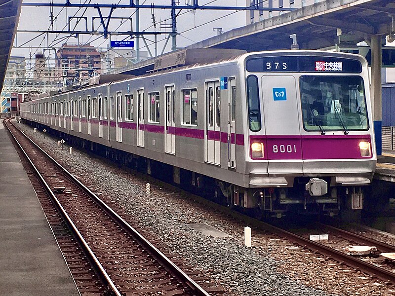 File:Tokyo Metro Series 8000 8101F in Hikifune Station 02.jpg