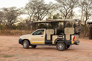 Parque Nacional Kruger: Historia, Flora y fauna, Alojamiento