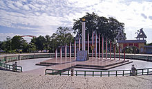 Monument built to inaugurate the groundbreaking of Palangkaraya by President Sukarno, dated 17 July 1957. This monument is colloquially known locally as the Sukarno Monument. Tugu Sukarno Palangkaraya.jpg