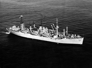 USS Lenawee (APA-195) berlangsung, sekitar pada tahun 1960-an (L45-164.01.01).jpg