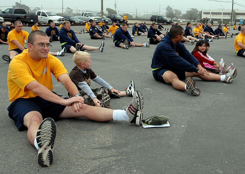 File:US Navy 080725-N-8547M-015 Construction Mechanic 1st Class Gail R. Best and Equipment Operator 1st Class Perry Taitano, both assigned to Naval Mobile Construction Battalion (NMCB) 5, participate in physical training (PT) with t.jpg