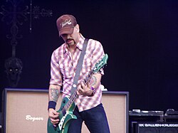 Dave live with Velvet Revolver at Gods of Metal 2007