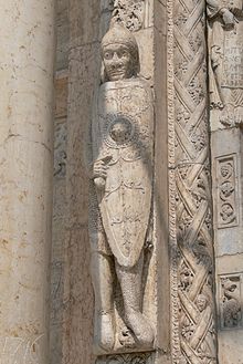 Orlando, stipite del portale del duomo di Verona.