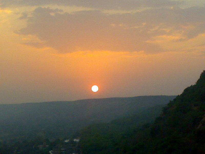 File:View 1 from Panhala Fort.jpg