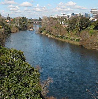 <span class="mw-page-title-main">Waikato River</span> Longest river in New Zealand