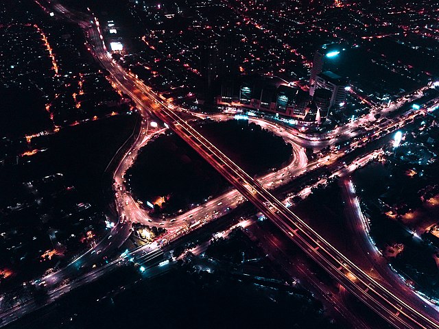 Image: Waru Interchange and City of Tomorrow Superblocks, bordering with Surabaya and Sidoarjo (July 2018)