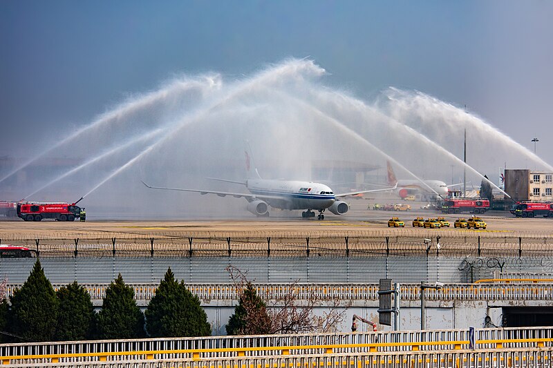 File:Water salute for Air China 042 from Wuhan with medical team.jpg