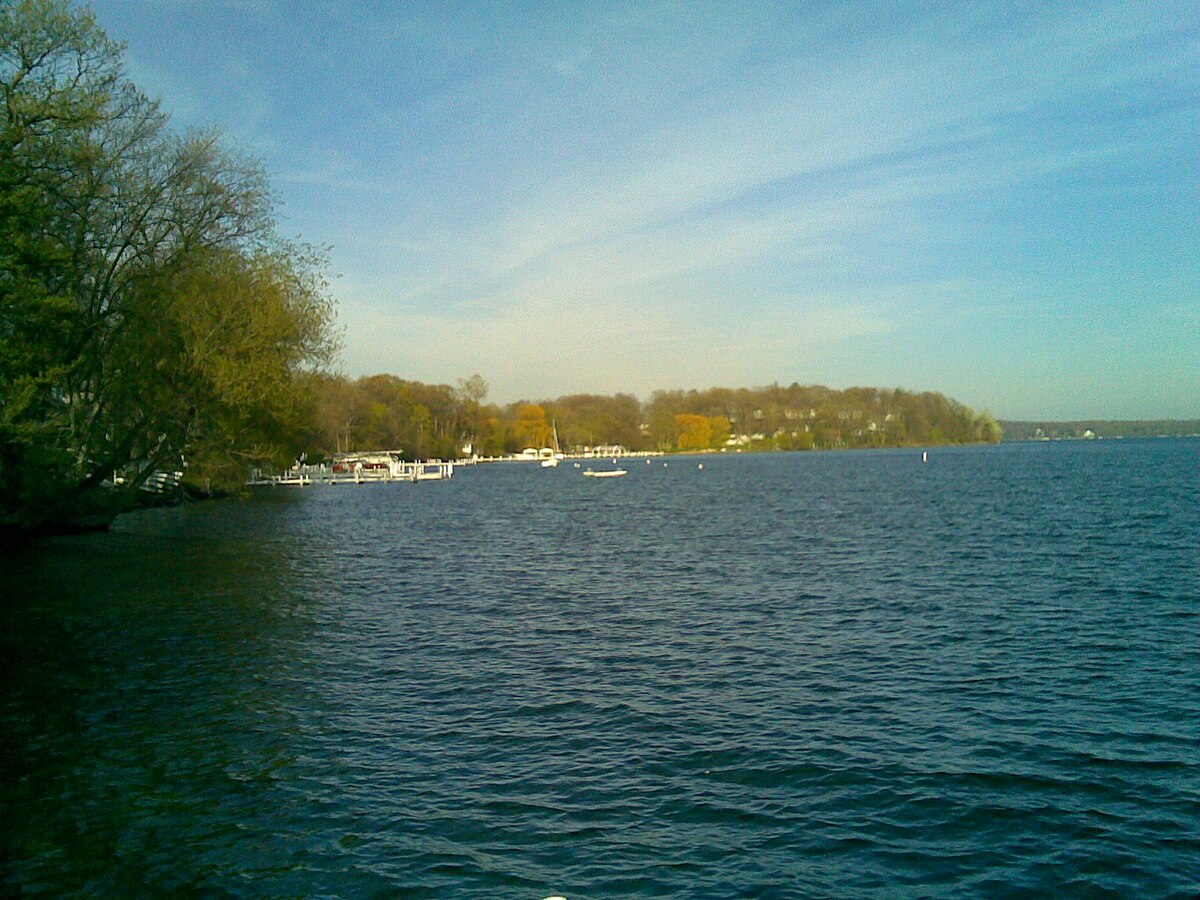 Geneva Lake Wikipedia