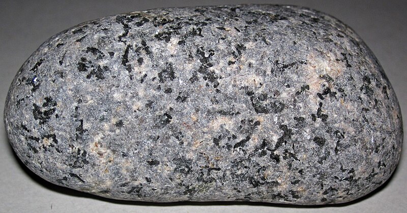 File:Yooperlite (sodalite syenite) (Lake Superior shoreline, Upper Peninsula of Michigan, USA) 1.jpg