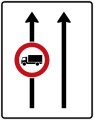 Zeichen 524-30 Fahrstreifentafel – ohne Gegenverkehr mit integriertem Zeichen 253 – zweistreifig in Fahrtrichtung; neues Zeichen
