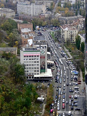 Від початку вулиці до Кловської площі