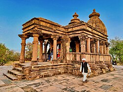 0010122 Mahadeva Temple, Nohta Madhya Pradesh 036.jpg