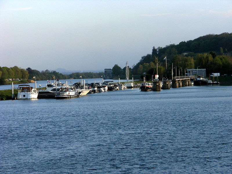 File:20130504 Maastricht Meuse 05 Marina in the Meuse.JPG