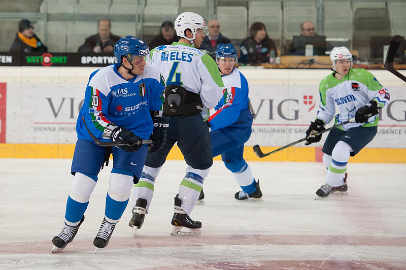 File:20150207 1439 Ice Hockey ITA SLO 8744.jpg