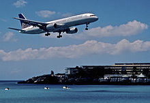 Boeing 757-224 en approche à Saint-Martin