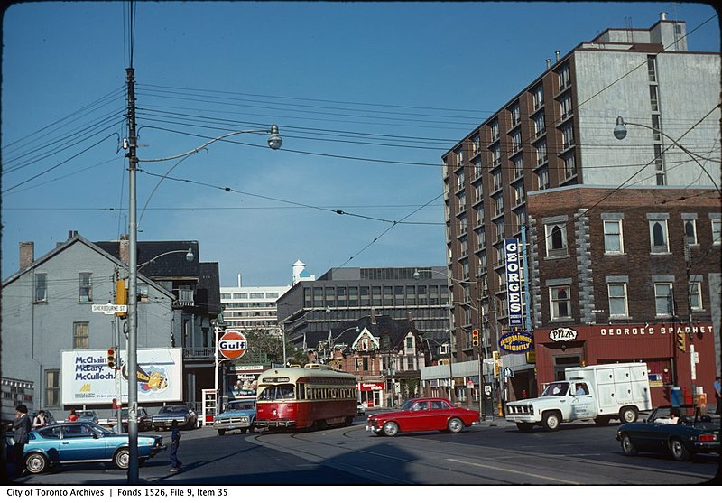 File:A PCC streetcar in Toronto, in 1980 -a.jpg