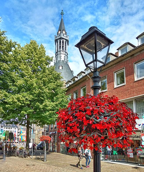 File:Aachen Rathaus.jpg