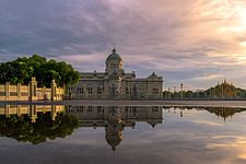 Ananta Samakhom Throne Hall, Dusit District, Bangkok, by User:Preecha.MJ