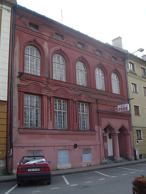 Former Schomre Schabos synagogue