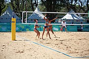 Deutsch: Beachvolleyball bei den Olympischen Jugendspielen 2018; Tag 8, 14. Oktober 2018; Mädchen, Achtelfinale – Mexiko-China 0:2 (15–21/16–21) English: Beach volleyball at the 2018 Summer Youth Olympics at 14 October 2018 – Girls Round of 16 – Mexico-China 0:2 (15–21/16–21)