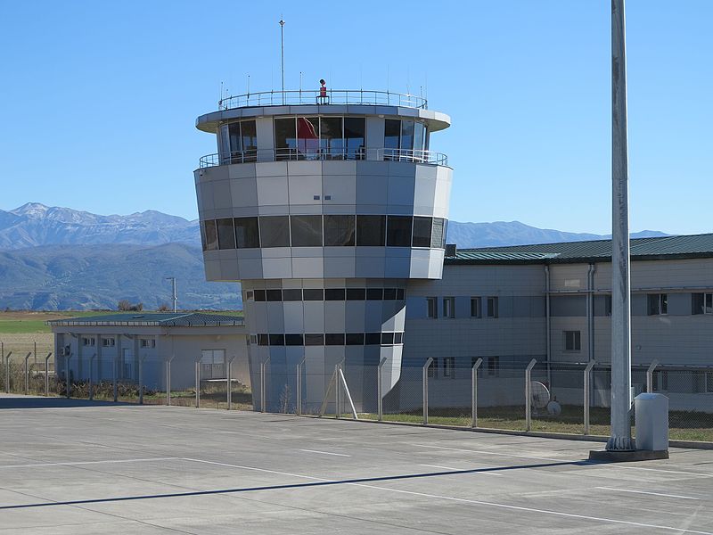 File:Bingöl Airport Control Tower.jpg