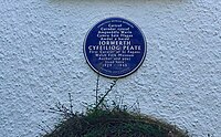 Blue plaque for Iorwerth Cyfeiliog Peate at 29 Lon-y-dail, Rhiwbina Garden Village, July 2020.jpg